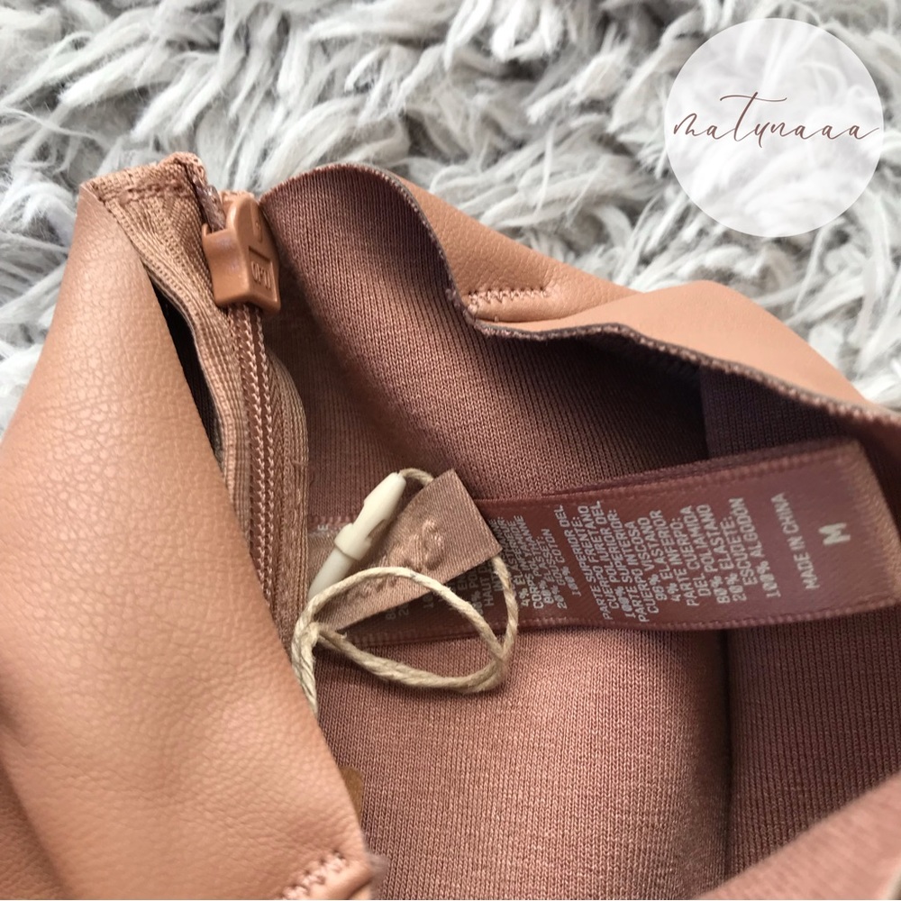 Skims Faux Leather Mock Neck Bodysuit in Sienna M - Picture 3 of 5